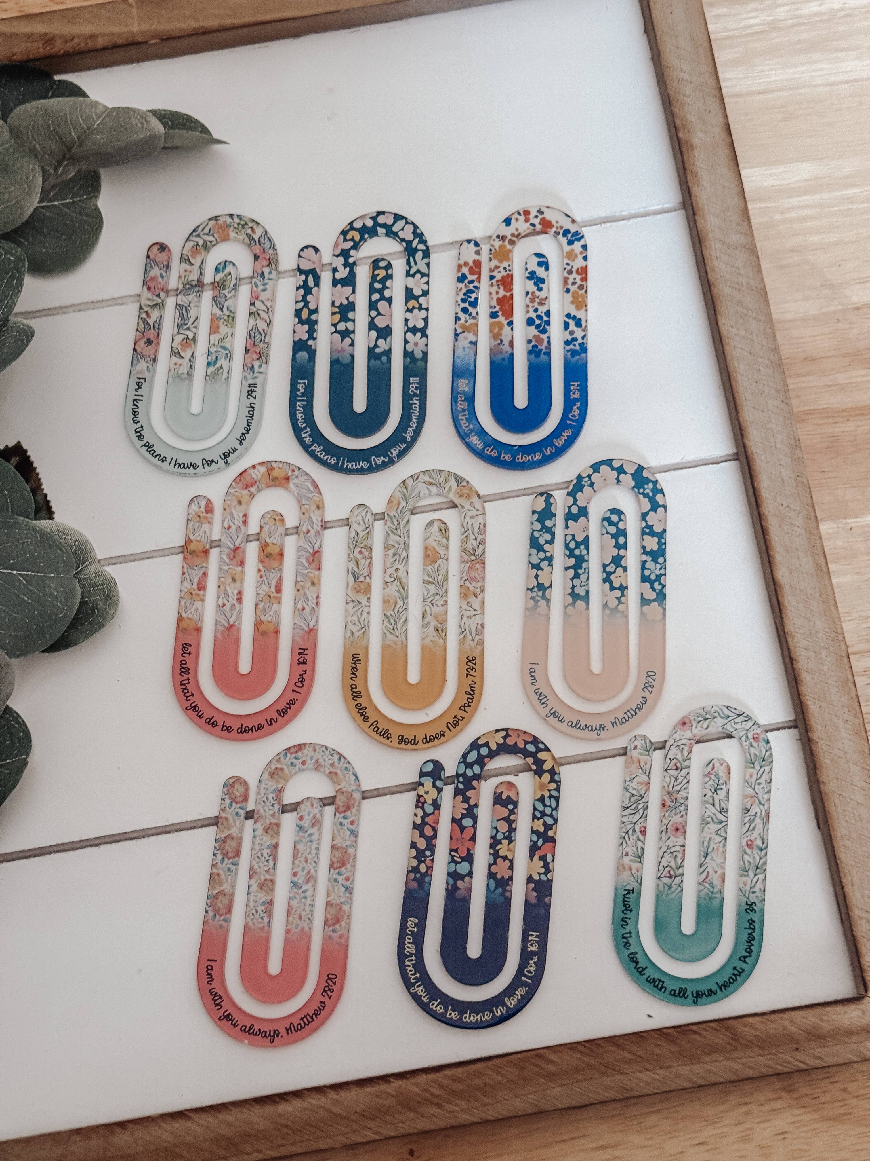 Jumbo Paperclips with Bible Verses